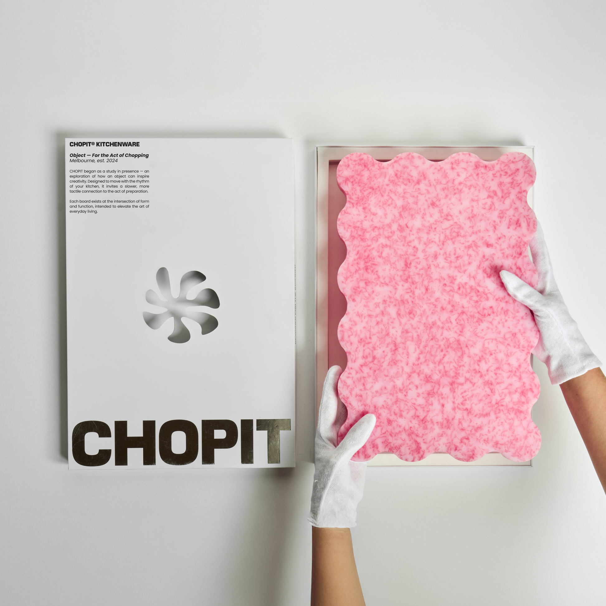 packaging box for the bubblegum pink chopit chopping board creative image
