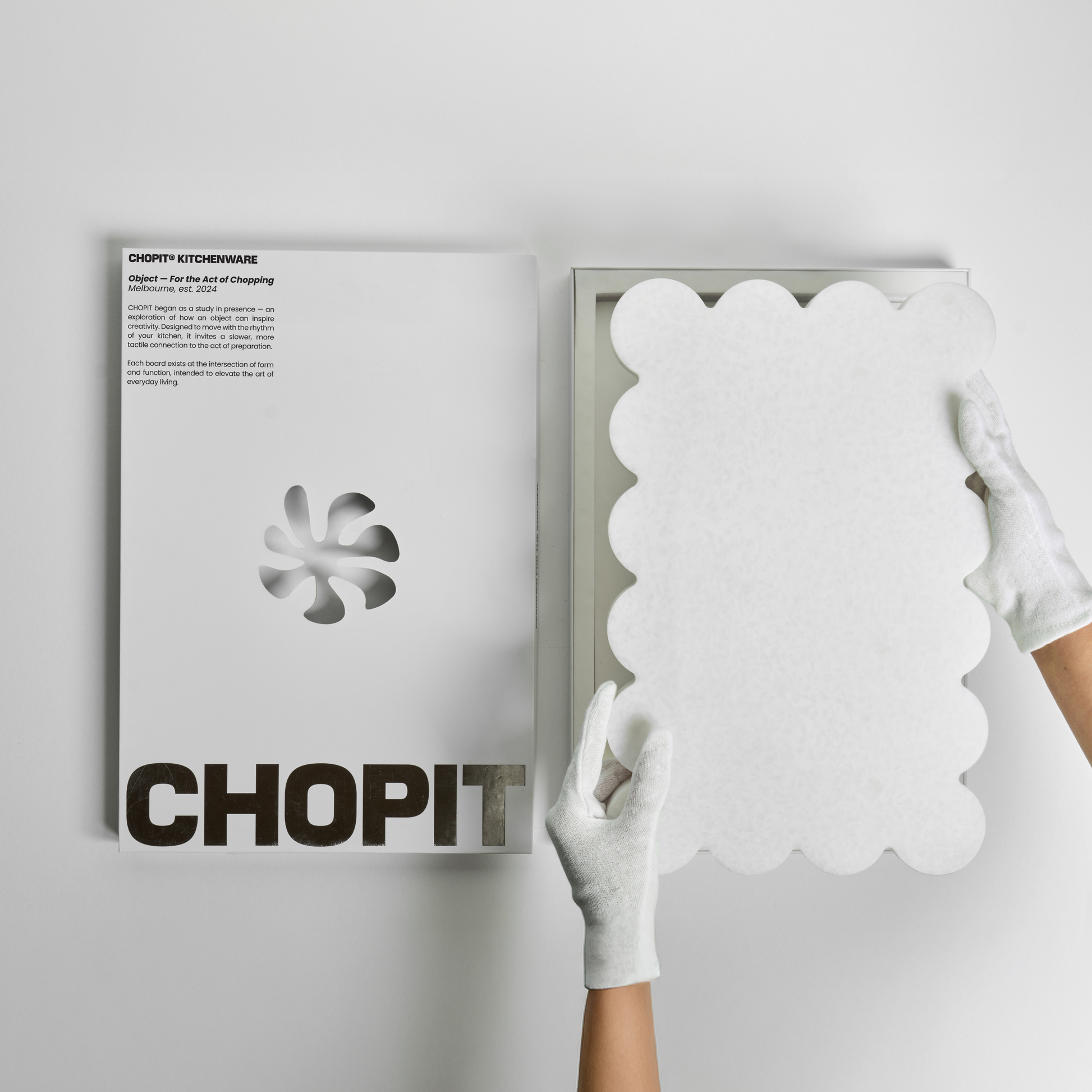 packaging box for the pearl white chopit chopping board creative image